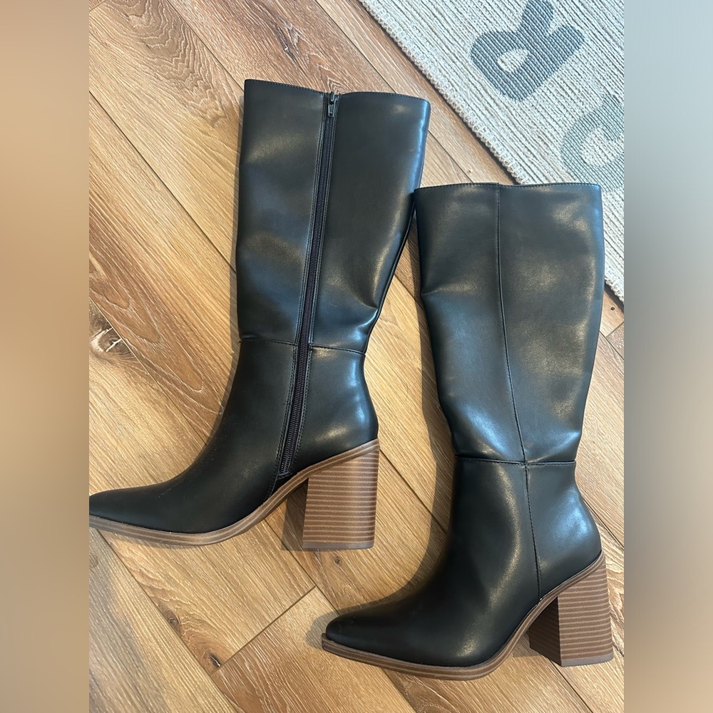 New black knee high pointed boots - Picture 4 of 8